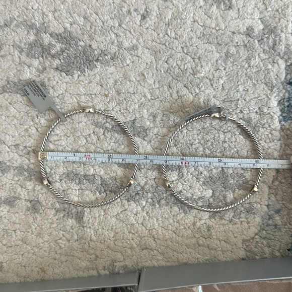 David Yurman Cable Bangle w/ Diamonds - Picture 15 of 15